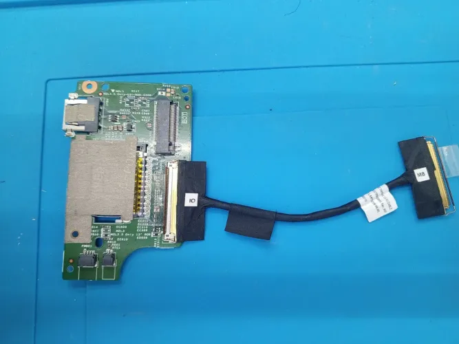Placa Dell Inspiro 5378 5368 5568 Usb Cartão Sd 3gx53 0yrv1f