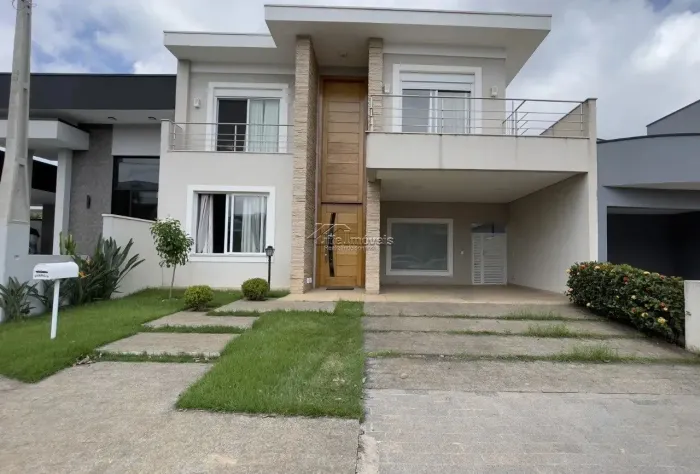 CASA COM 4 QUARTOS PARA VENDA NO JARDIM DE MÔNACO