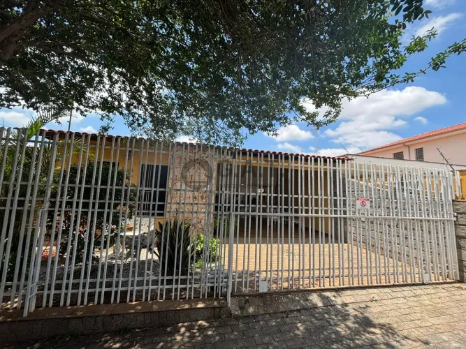 Casa para locação no Jardim Santa Rosalia, Sorocaba-SP: 5 quartos, 1 suíte, 3 salas, 3 ban