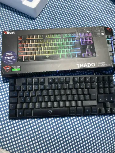 Teclado Gamer Trust Thado TKL RGB