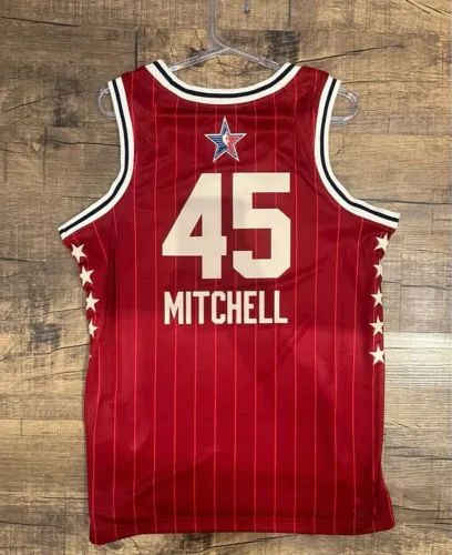 Camisa de Basquete Donovan Mitchell #45 - Vermelha