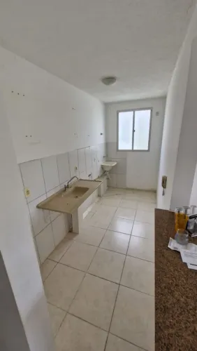 Apartamento 2/4 pra alugar na Santa Monica 2