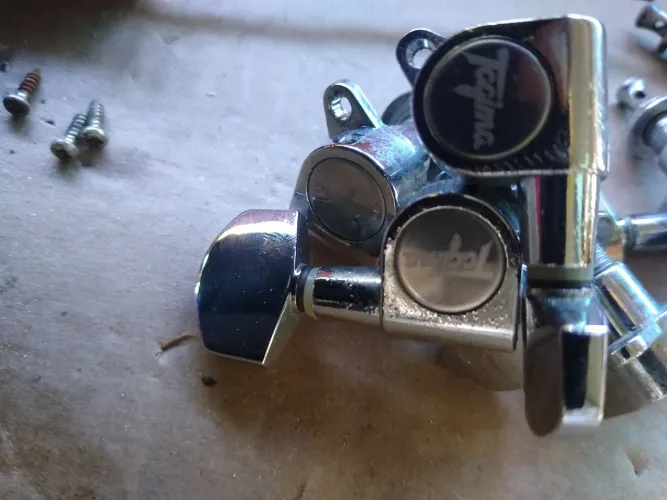 Tarraxas da Tagima para violão