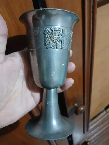 Taça de Vinho em Prata
