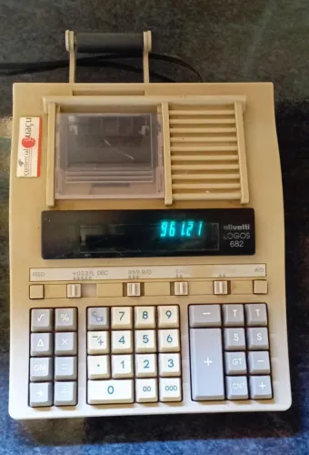 Calculadora de mesa Olivetti 