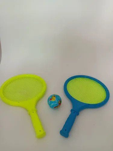 Jogo de Raquetes e Bola