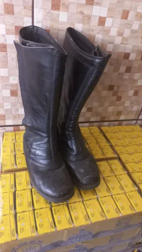 Bota motociclista 