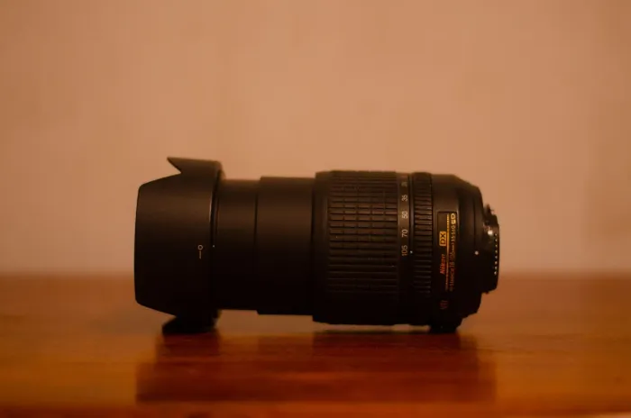 Lente Nikon 18-105mm VR DX