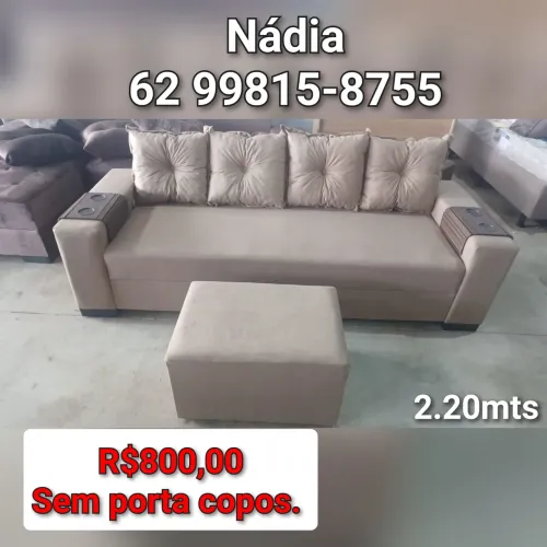Sofá 3 Lugares com Puff - R$800,00