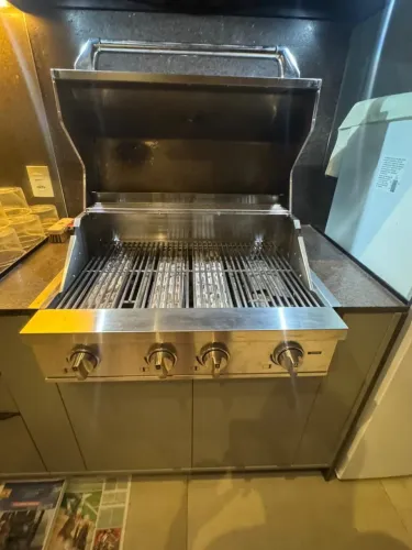 Vendo Churrasqueira Elettromec a gás - EM EXCELENTE ESTADO