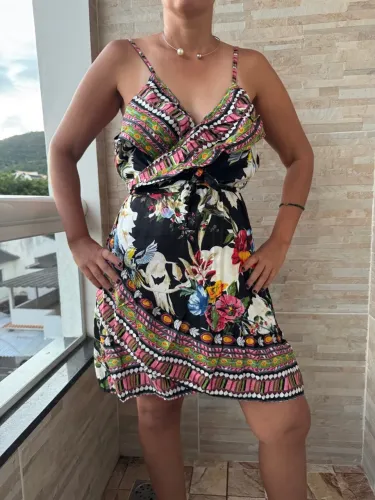 Vestido transpassado de malha tamanho GG.