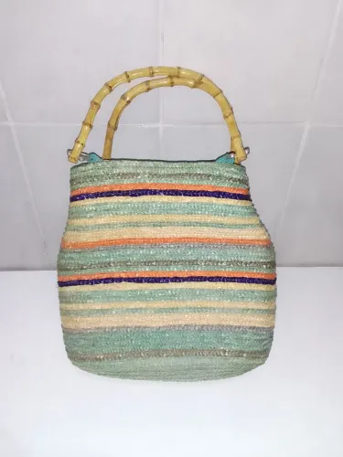 Bolsa de palha artesanal