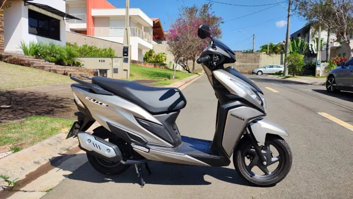 Honda Elite 2026 com 731 km