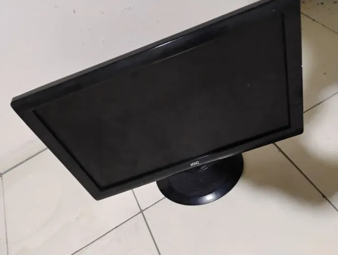 Tela 20" de computador