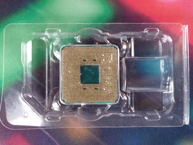 RAYZEN 3 3200 G