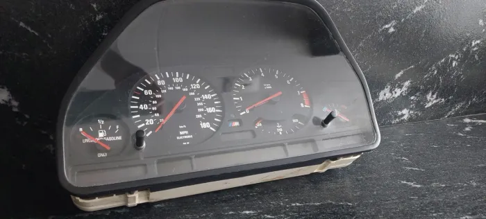 Painel instrumentos BMW E34 M35
