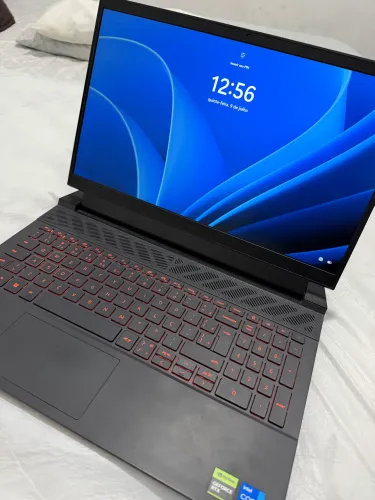 Dell G15 i7 13°