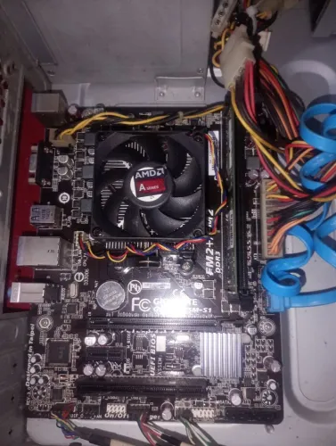 Placa Mãe Amd Gigabyte Ga-f2a55m-s1 Fm2+/fm2 Ddr3