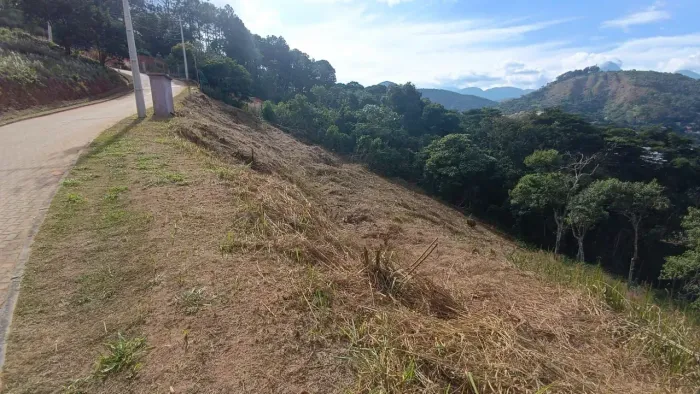 Terreno dentro de condomínio com vista- Itaipava