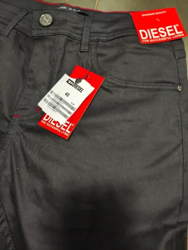 Calça jeans Diesel preta