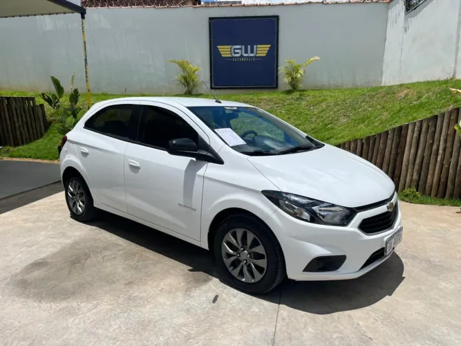 Chevrolet Onix Hatch Advantage 1.4 8V Flex Aut. 4P 2019