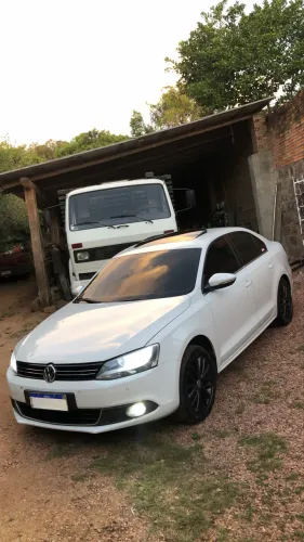 Volkswagen Jetta Highline 2.0 TSI 16V 4P Tiptronic 2014