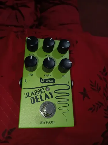Vendo pedal Deley super conservado