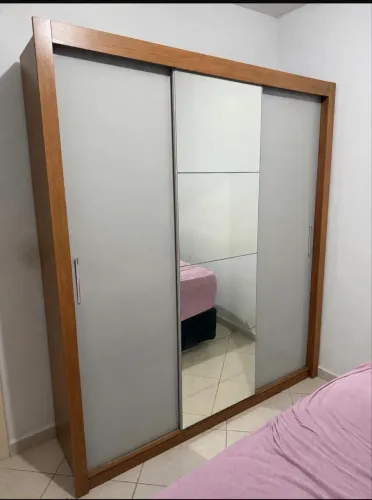Guarda roupa