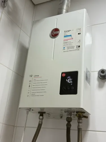 Aquecedor a gás Rheem  semi novo- motivo mudança 