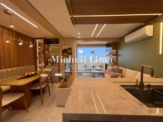 Apartamento à venda mobiliado no Parque Iracema, com 55m², 1 suíte, projetado e decorado