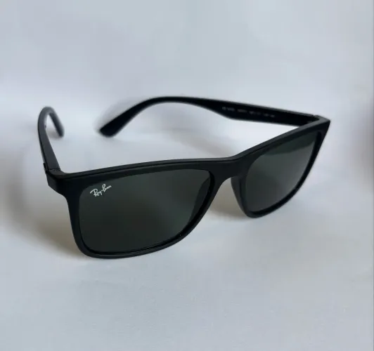 Óculos de Sol Rayban Preto