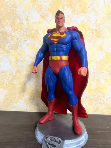 Superman DC Liga da Justiça Estátua 3d