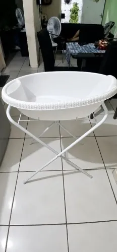Banheira e suporte