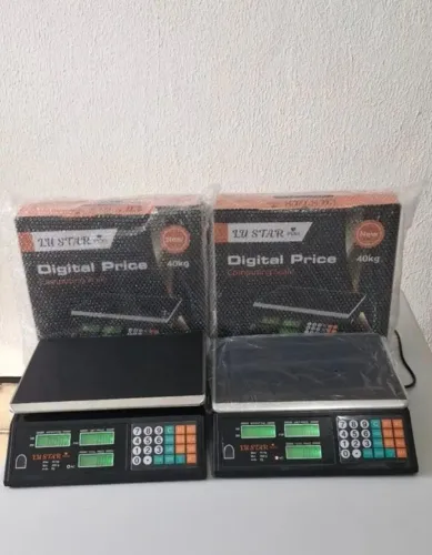 Balança bivolt eletrônica pesa 40kg digital 6 meses de garantia novas