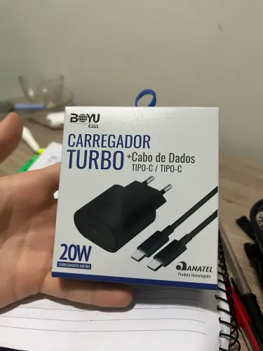 Carregador turbo Tipo-C / NOVO, nunca usado