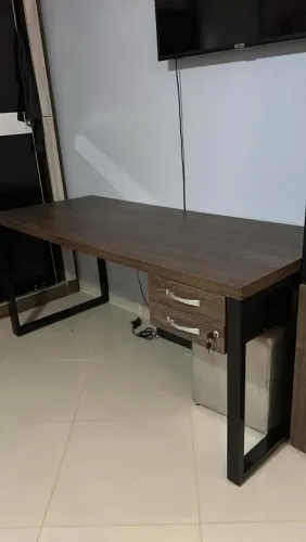 MESA DE ESCRITORIO MDF AMADEIRADO