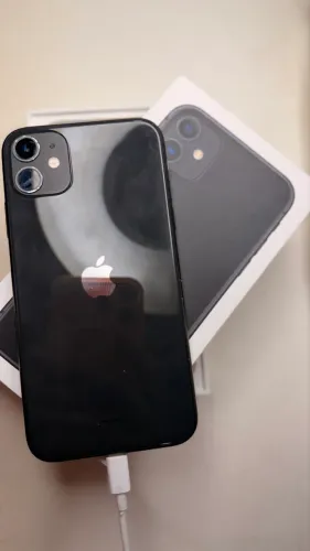 iPhone 11