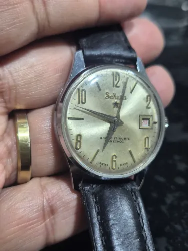 Relógio SAKURA À CORDA SWISS MADE - ÓTIMO ESTADO