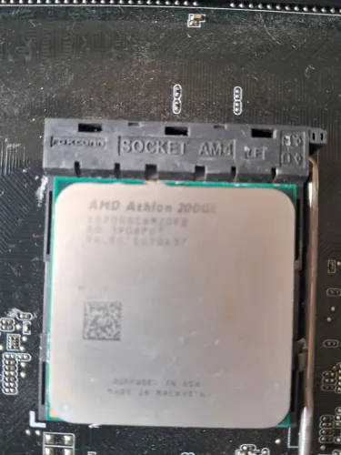 Placa mãe am4 com defeito 