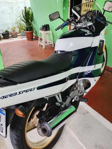 Moto Honda CBR 450 Sr