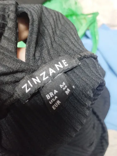 Vestido preto Zinzane M