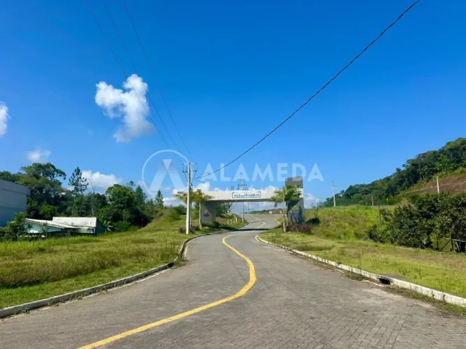 Excelente terreno com 360 m² de área no bairro Figueira em Gaspar!