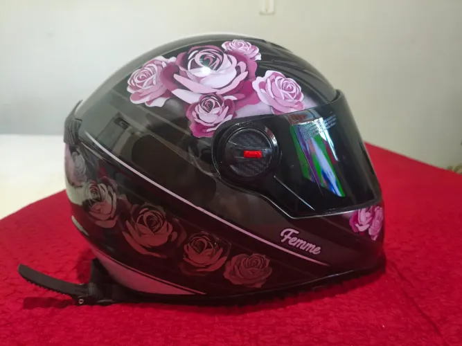Capacete Feminino Fechado Fw3 Gt 2 Flores Preto E Rosa