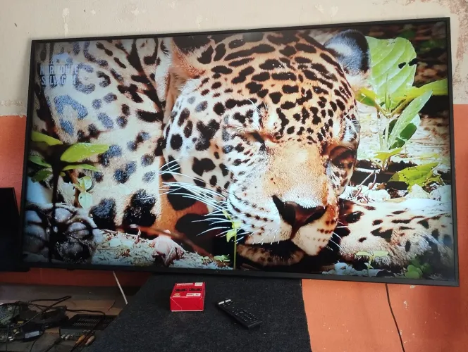 Tv 65" JVC Smart Android 4K ( com garantia )