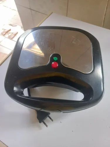 Sanduíche grill mondial