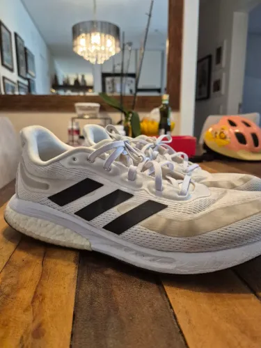Tenis Supernova Adidas