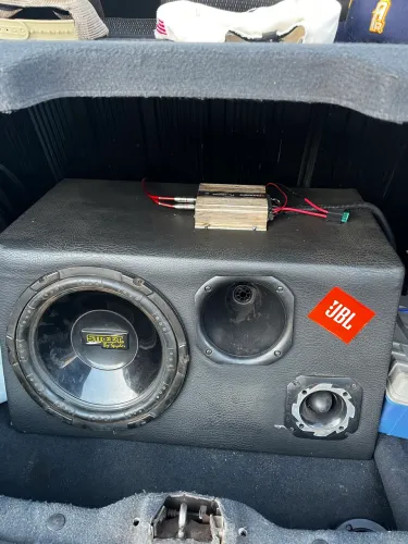 Vendo caixa trio