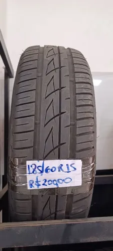 Pneus Praticamente Novos - 185/60 R 15 - Originais ( Aceito cartões - Leia a Descrição )