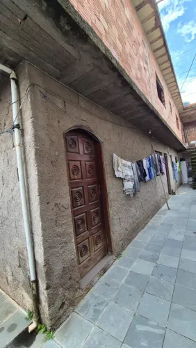 Casa construída bairro Maria de Maggi em Suzano 