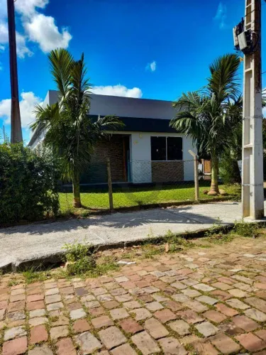 Casa de esquina com 3 dormitórios à venda no Bairro Arroio Grande - Santa Cruz do Sul/RS